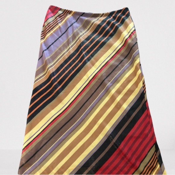 100% polyester, multicolor striped skirt, good condition, SOPRANO size S - Picture 1 of 3